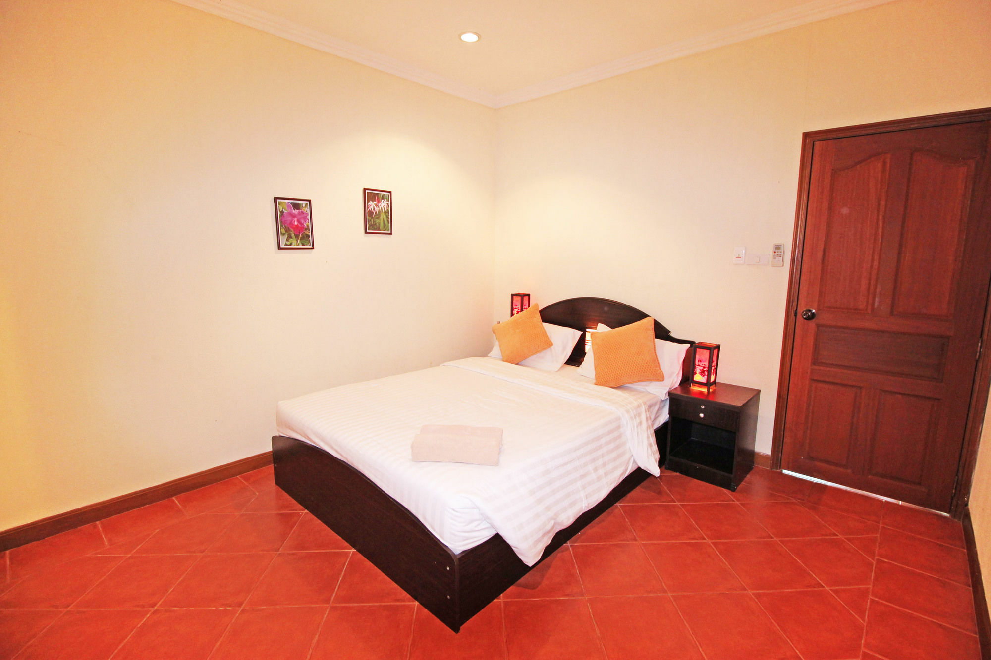 Cosy Beach Pool Villas By Pattaya Sunny Rentals Eksteriør bilde